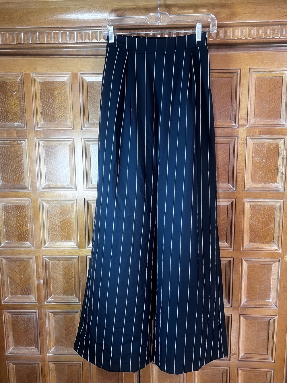 Verona Women’s High-Waisted Pinstripe Wide-Leg Pants Size 10 Black White 28”